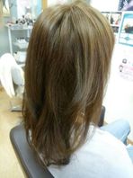 アルカリカラーと和漢ヘアカラーの違いは・・・・？